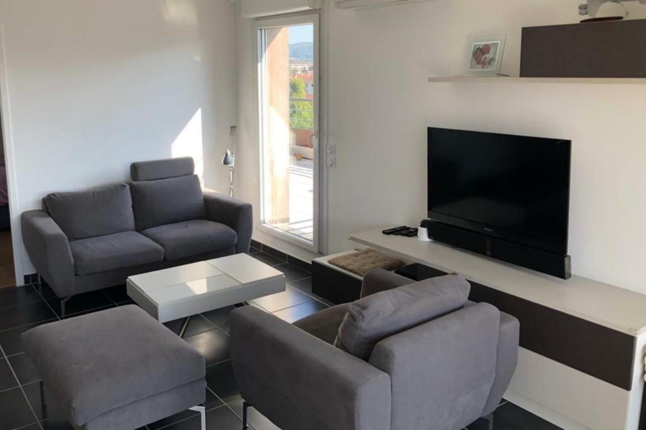 Ferienwohnung Penthouse Flat South-Facing Terrace - Welkeys Annecy Exterior foto